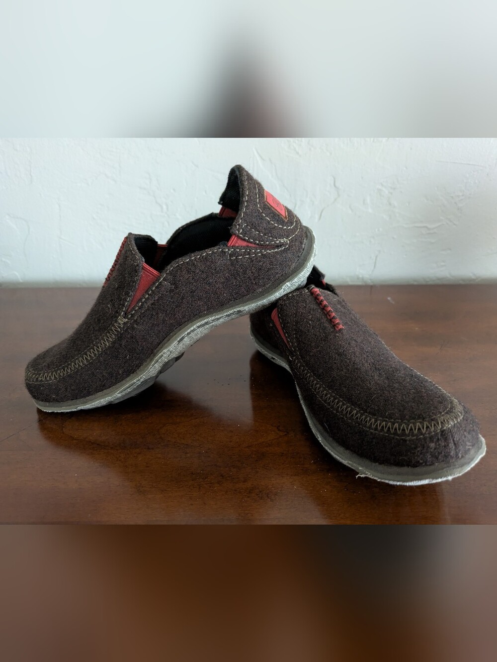 NWOT cushe Surf Slipper Shoes